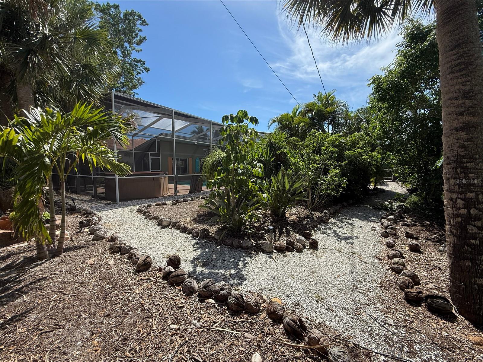 5541 Cape Aqua Dr, Sarasota, FL 34242 — photo 14 of 53