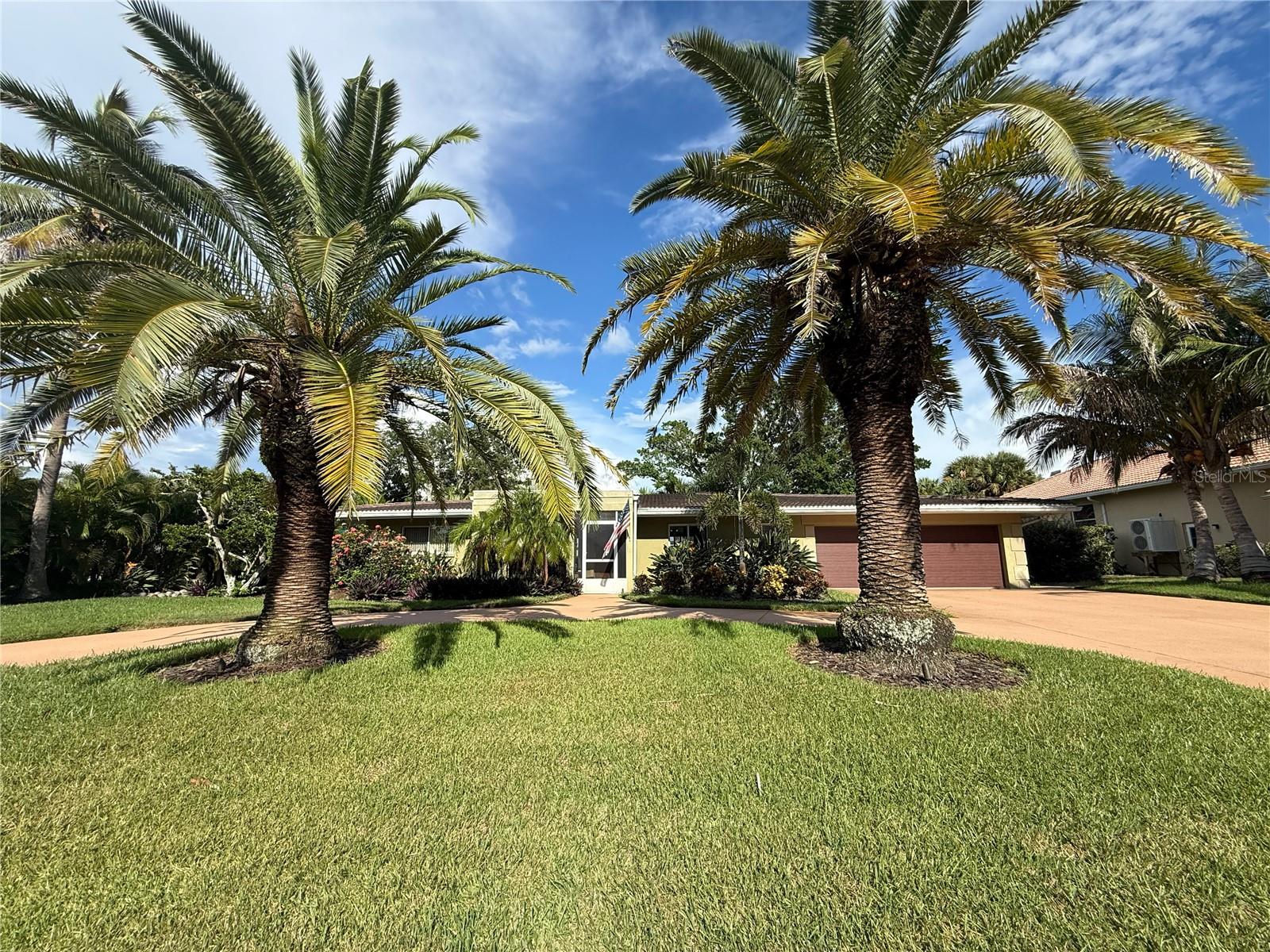 5541 Cape Aqua Dr, Sarasota, FL 34242 — photo 7 of 53