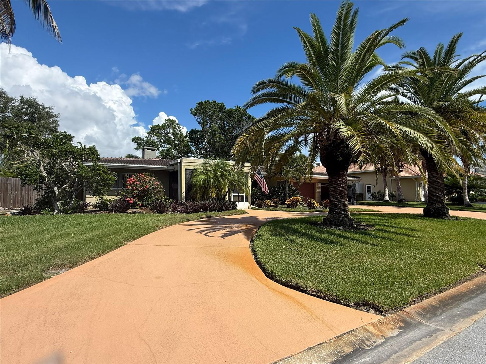 5541 Cape Aqua Dr, Sarasota, FL 34242 — photo 9 of 53