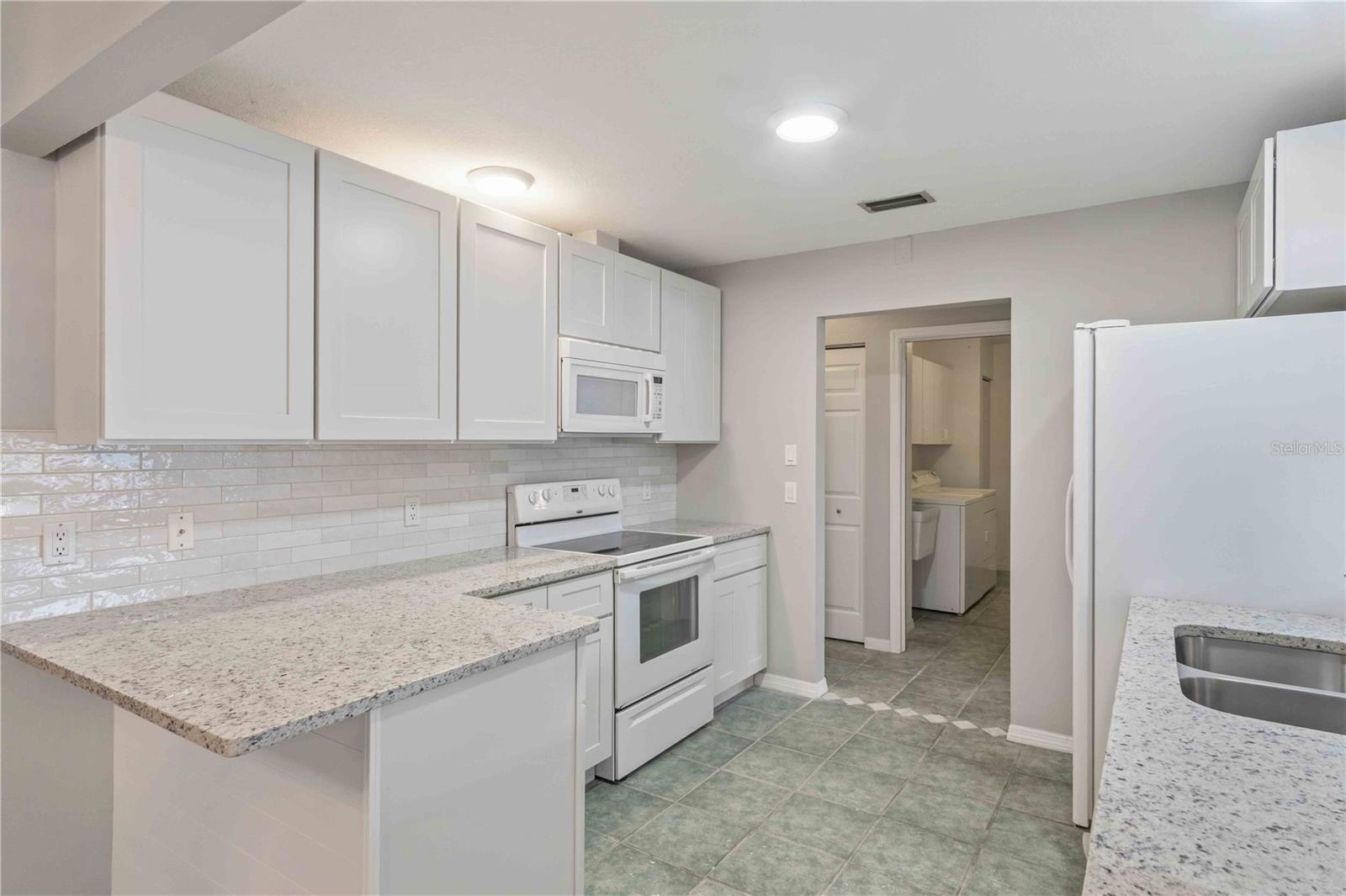 20439 Peachland Blvd, Port Charlotte, FL 33954 — photo 11 of 58