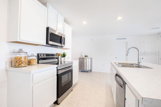 Model home - actual features may vary.