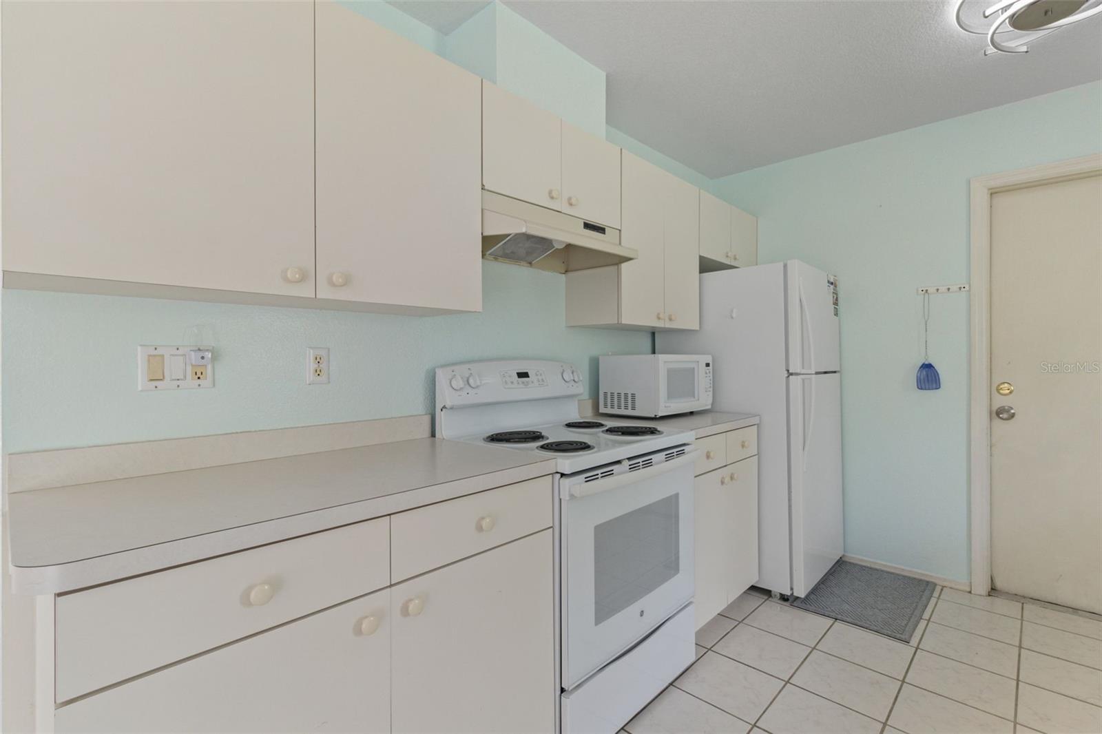 1368 Blaisdell St, Port Charlotte, FL 33980 — photo 10 of 32