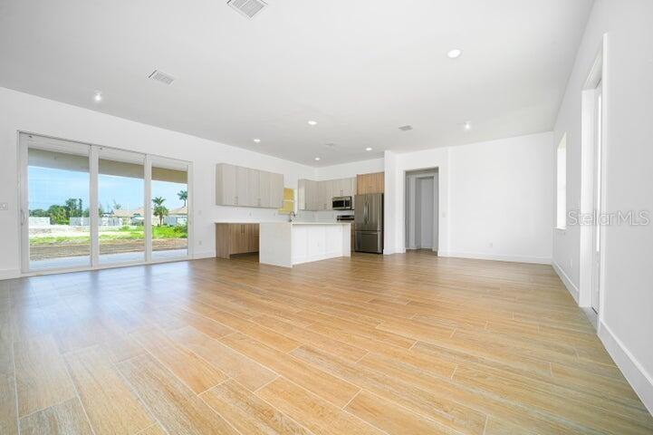15101 Brainbridge Cir, Port Charlotte, FL 33981 — photo 4 of 16