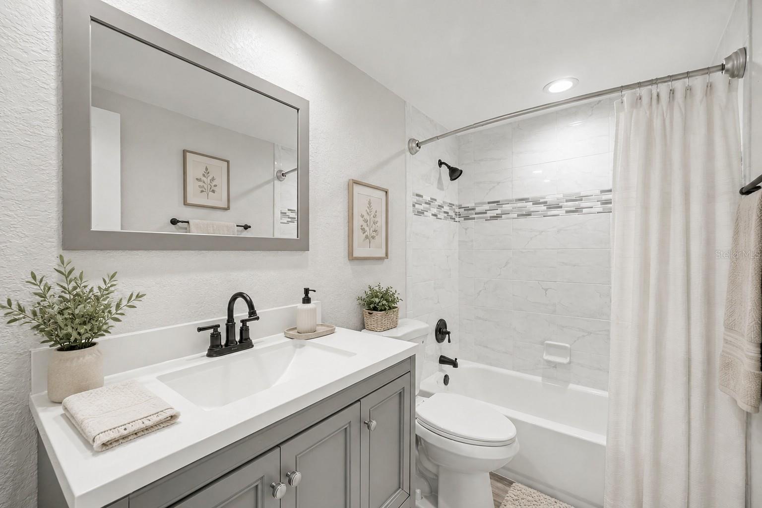 2nd bathroom (Decor added)