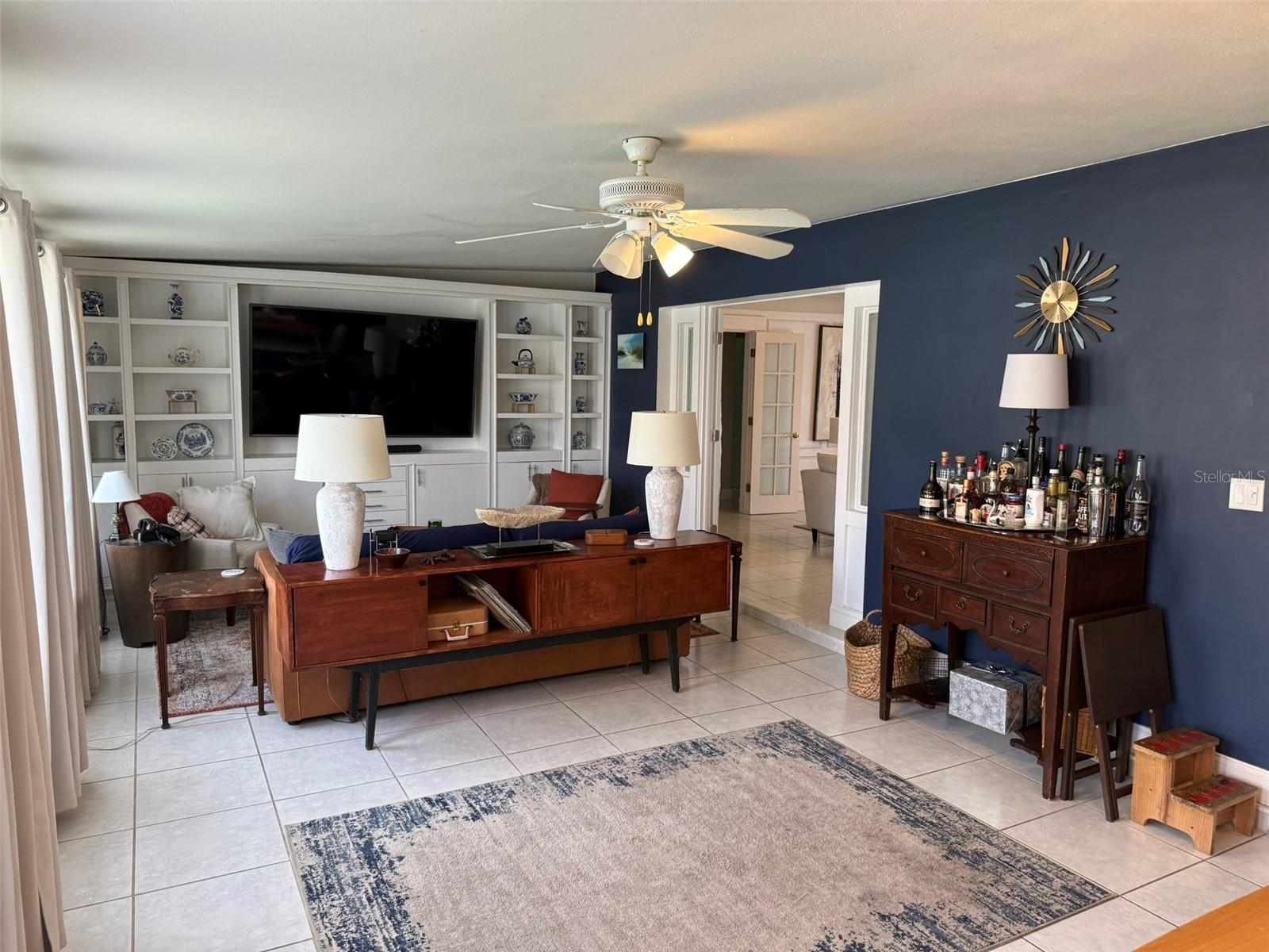 4951 Sawyer Rd, Sarasota, FL 34233 — photo 11 of 32
