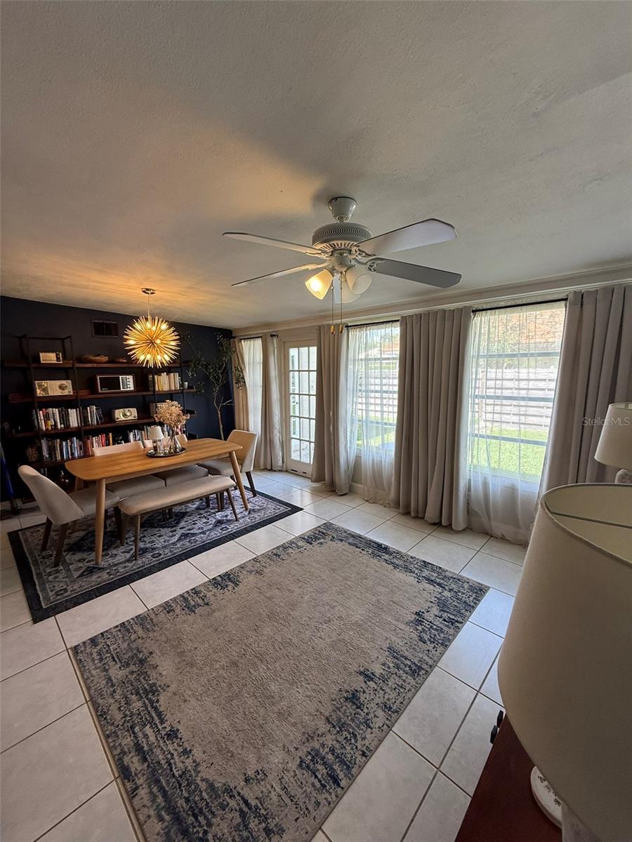 4951 Sawyer Rd, Sarasota, FL 34233 — photo 26 of 32