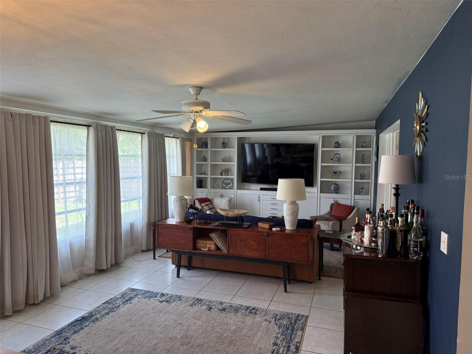 4951 Sawyer Rd, Sarasota, FL 34233 — photo 10 of 32
