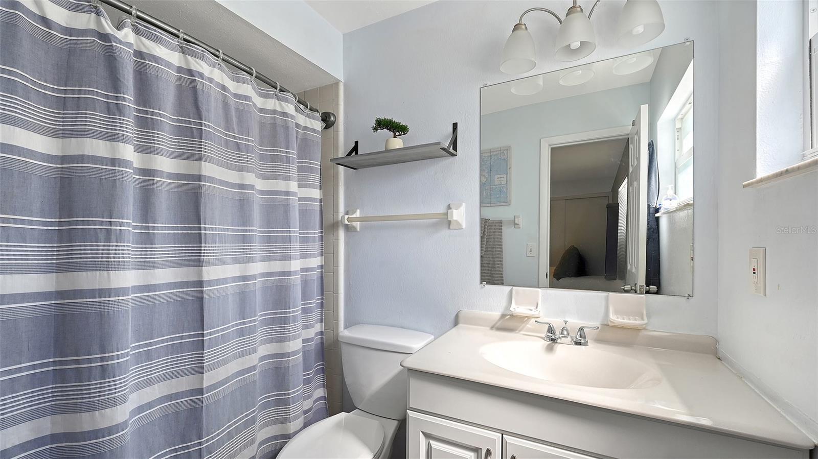 5338 Foxwood Dr, Sarasota, FL 34232 — photo 16 of 36