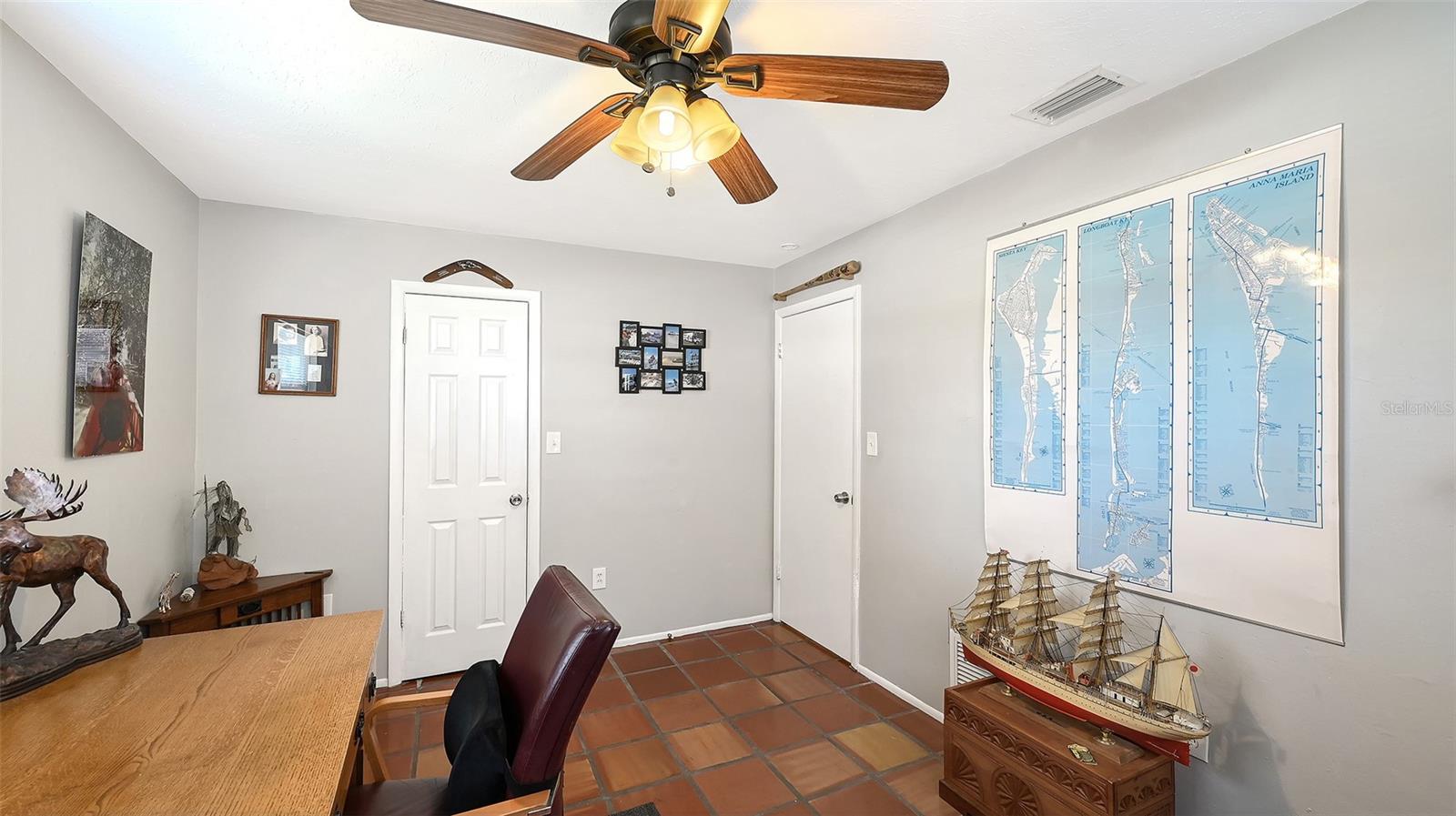 5338 Foxwood Dr, Sarasota, FL 34232 — photo 21 of 36