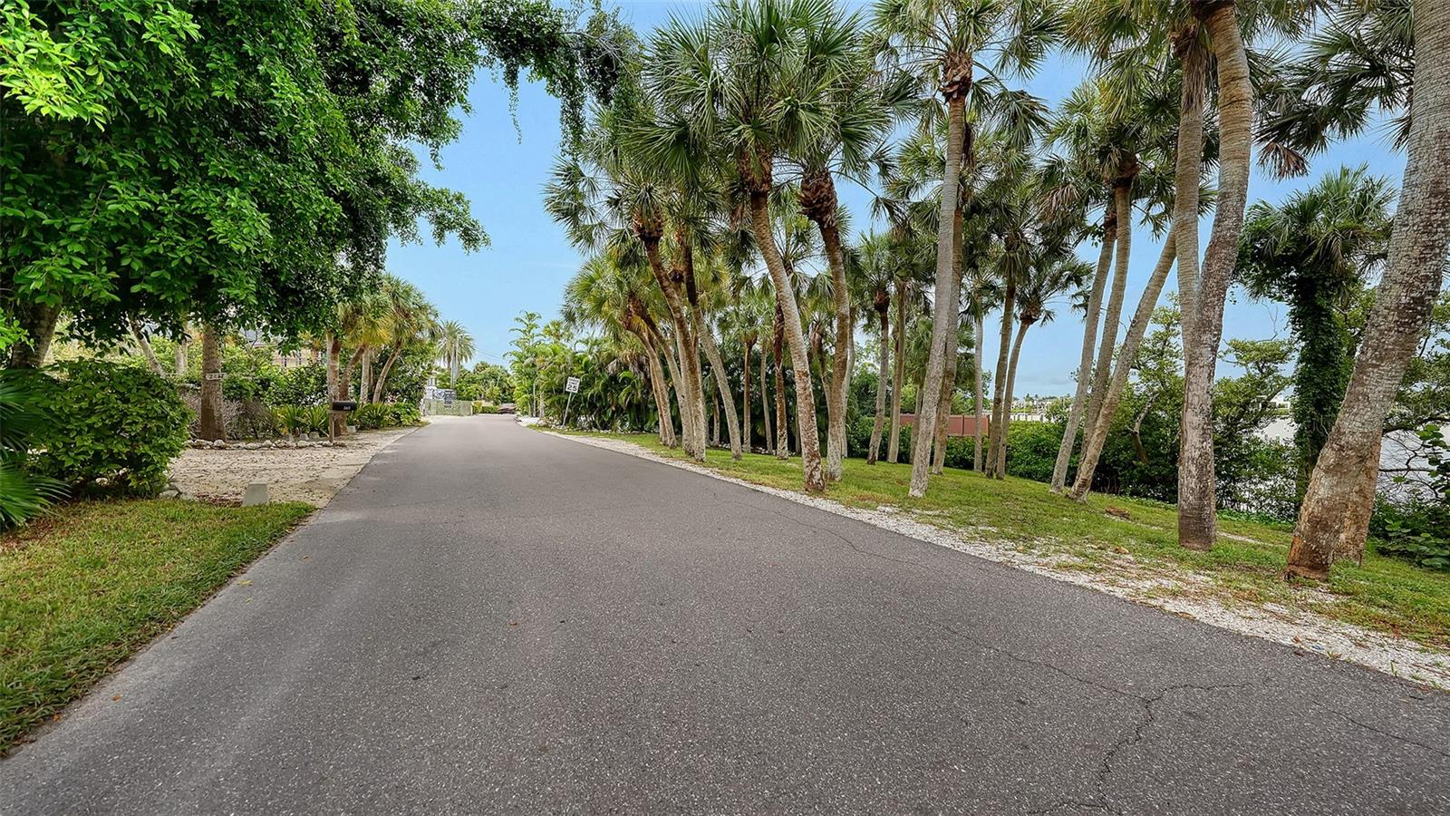 2417 Casey Key Rd, Nokomis, FL 34275 — photo 14 of 25