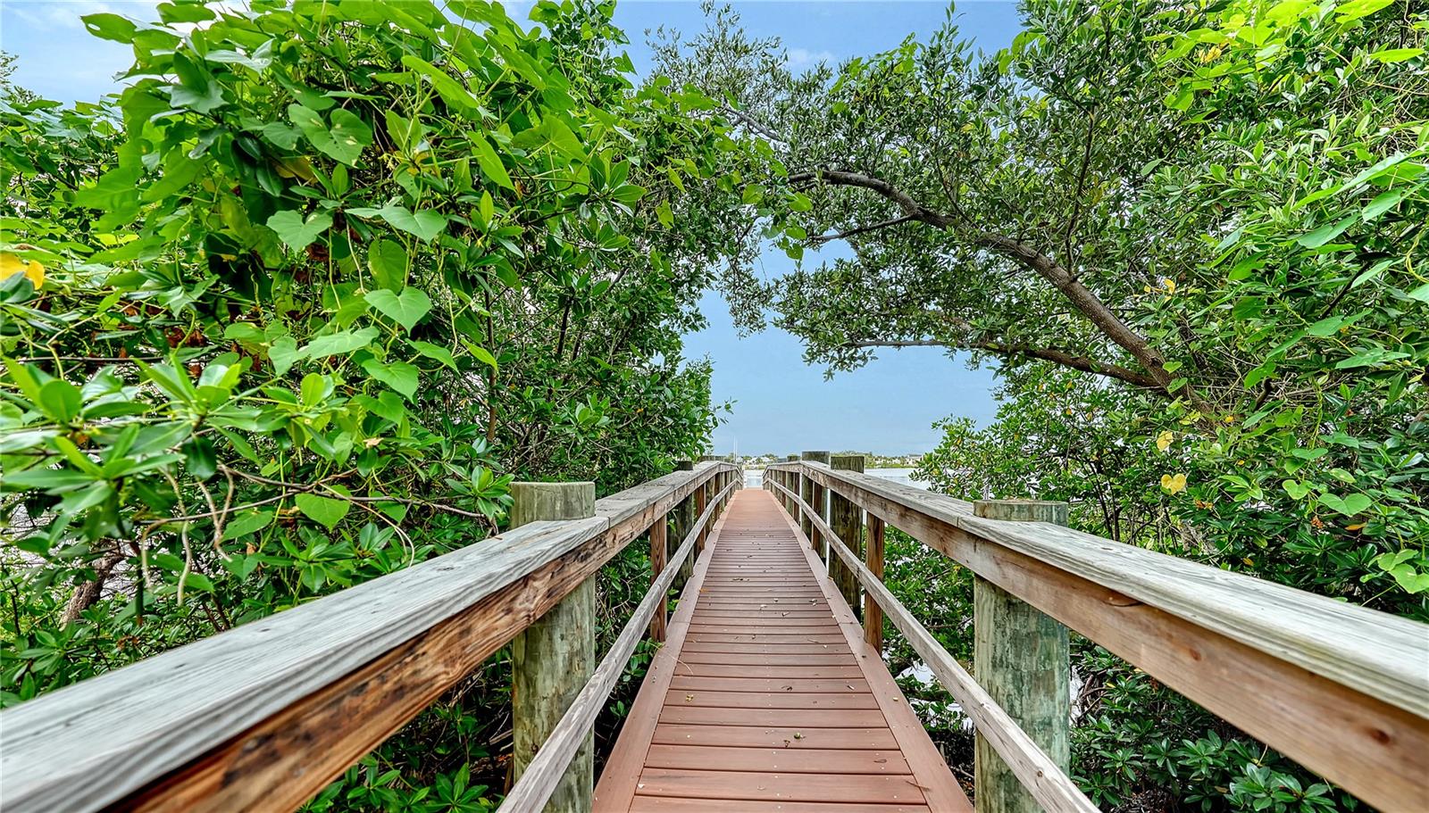 2417 Casey Key Rd, Nokomis, FL 34275 — photo 17 of 25