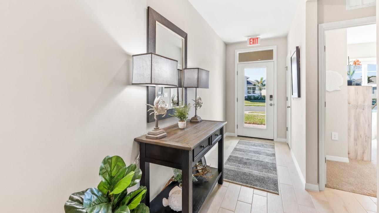 MODEL HOME