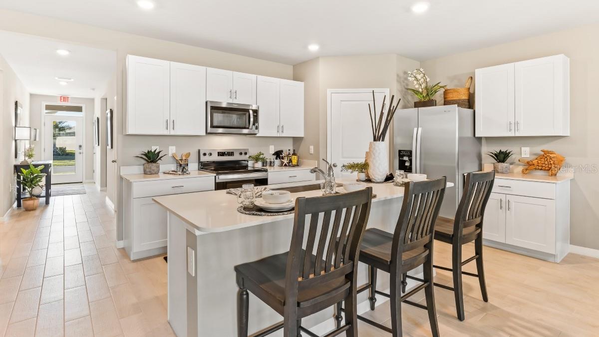 MODEL HOME