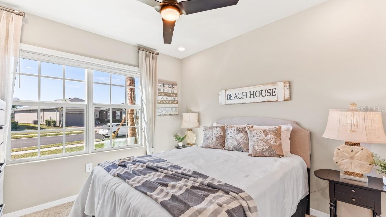 MODEL HOME