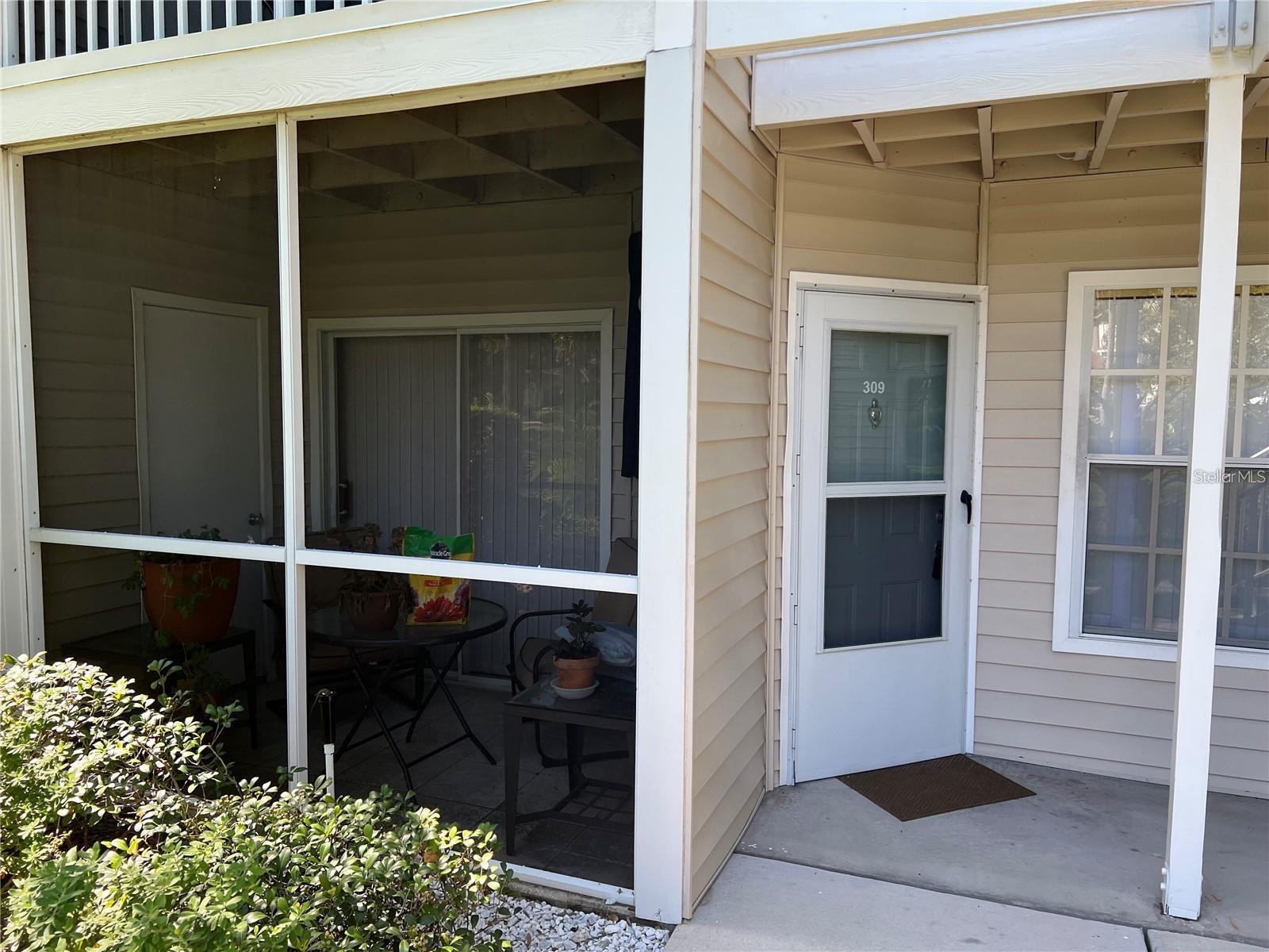 850 S Tamiami Trl #309, Sarasota, FL 34236 — photo 4 of 18