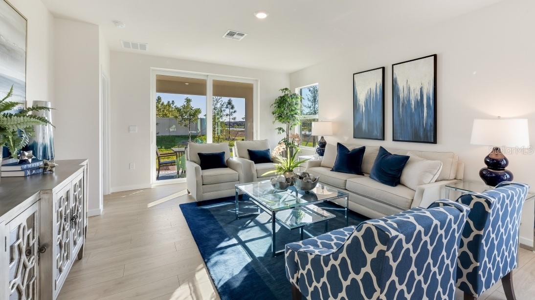 MODEL HOME