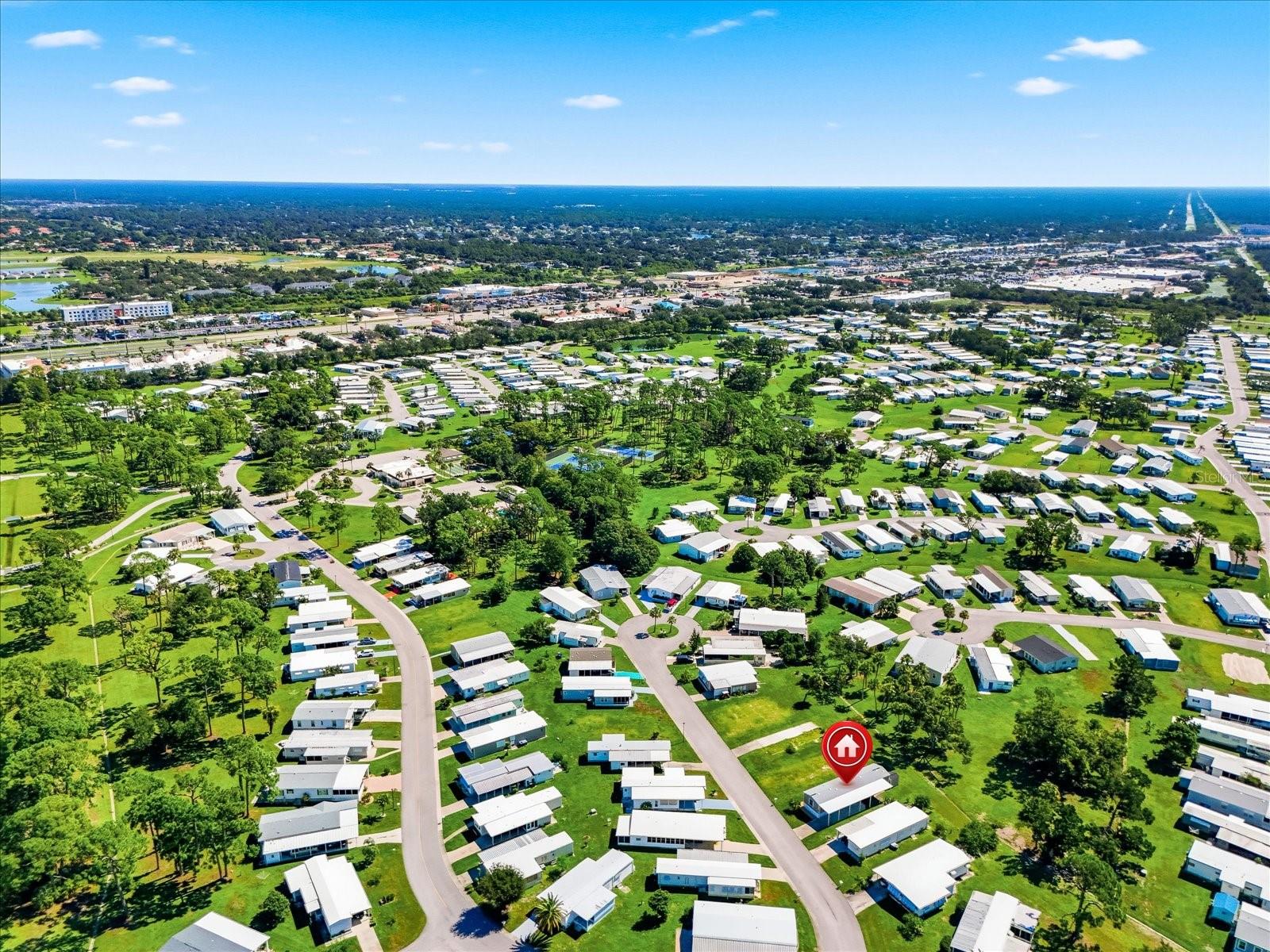 Close to all amenities North Port has to offer!