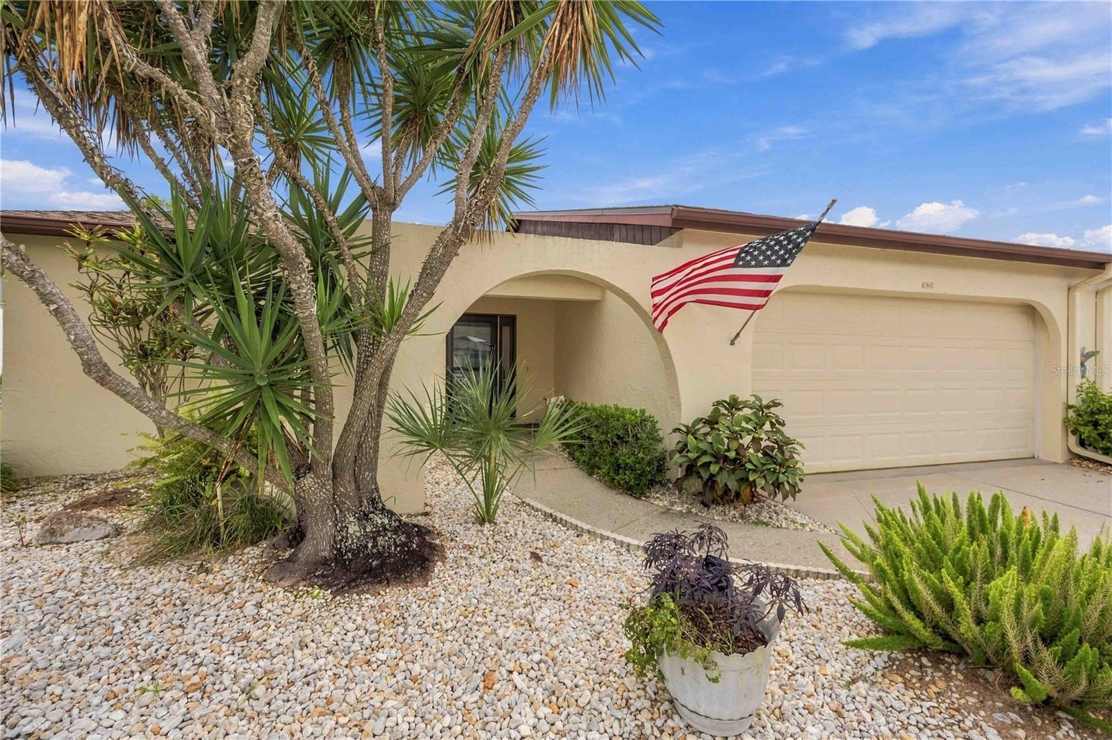 680 Linden Dr, Englewood, FL 34223 — photo 4 of 47