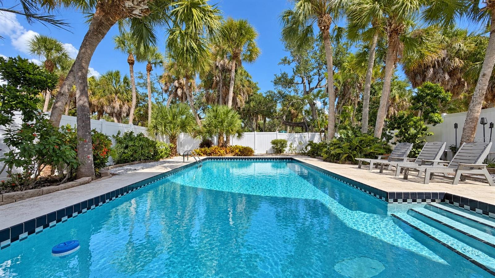 5157 Sandy Beach Ave, Sarasota, FL 34242 — photo 4 of 22