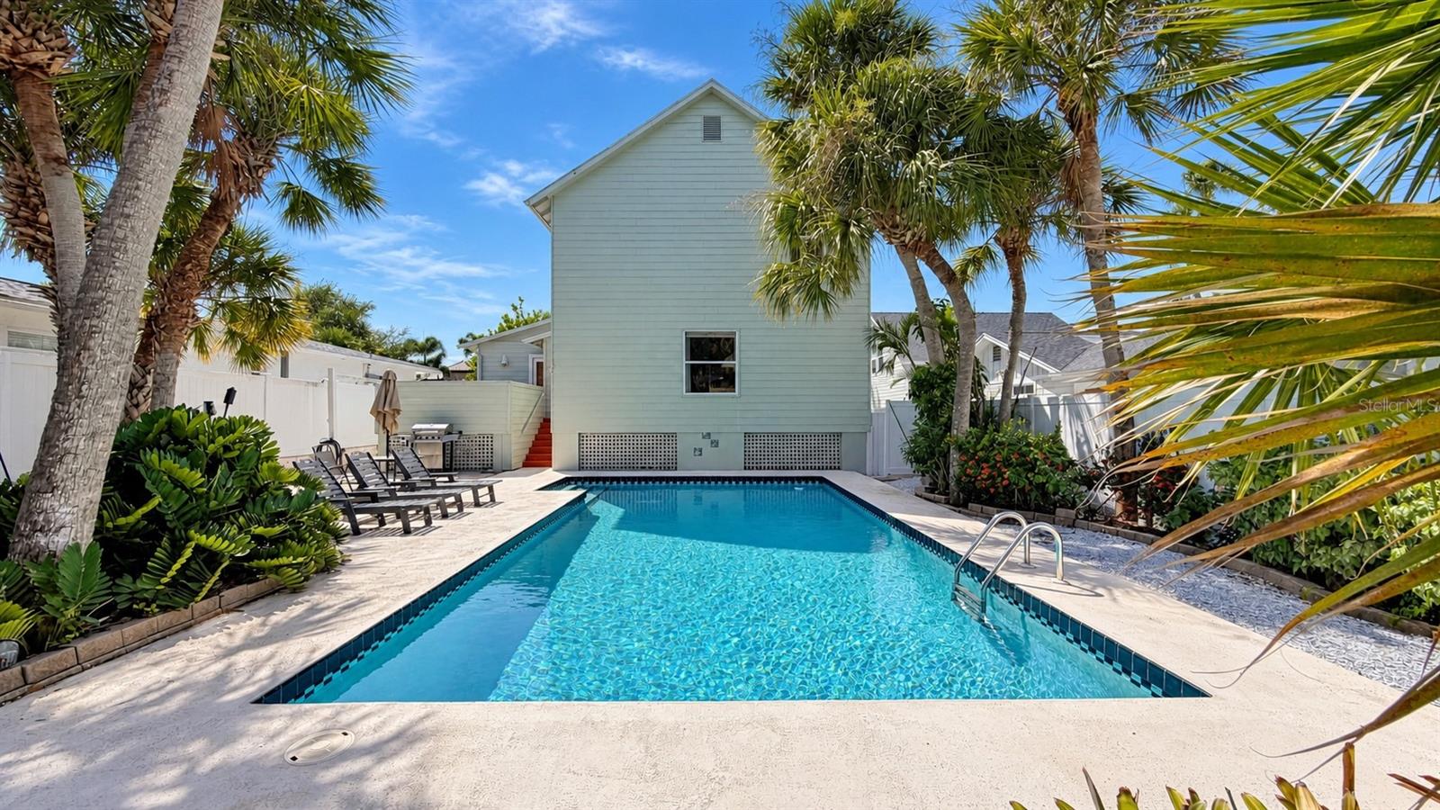 5157 Sandy Beach Ave, Sarasota, FL 34242 — photo 5 of 22