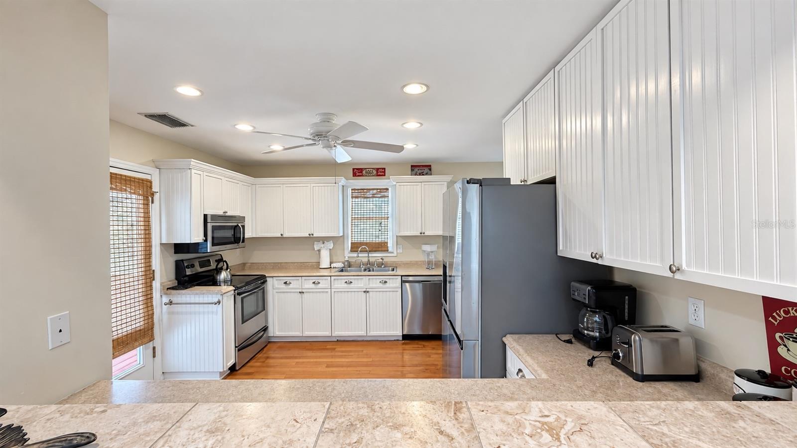 5157 Sandy Beach Ave, Sarasota, FL 34242 — photo 8 of 22