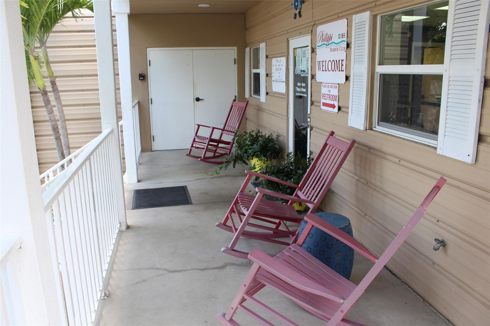 1780 Phillippi Shores Dr #A3-5, Sarasota, FL 34231 — photo 6 of 9