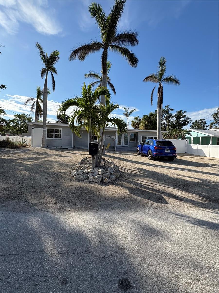 5032 Calle Minorga, Sarasota, FL 34242 — photo 13 of 23