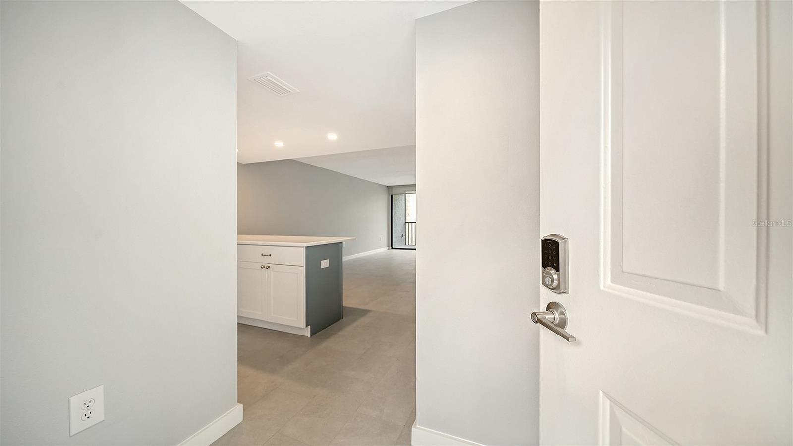 3262 Cross Creek Dr #3262, Sarasota, FL 34231 — photo 4 of 59