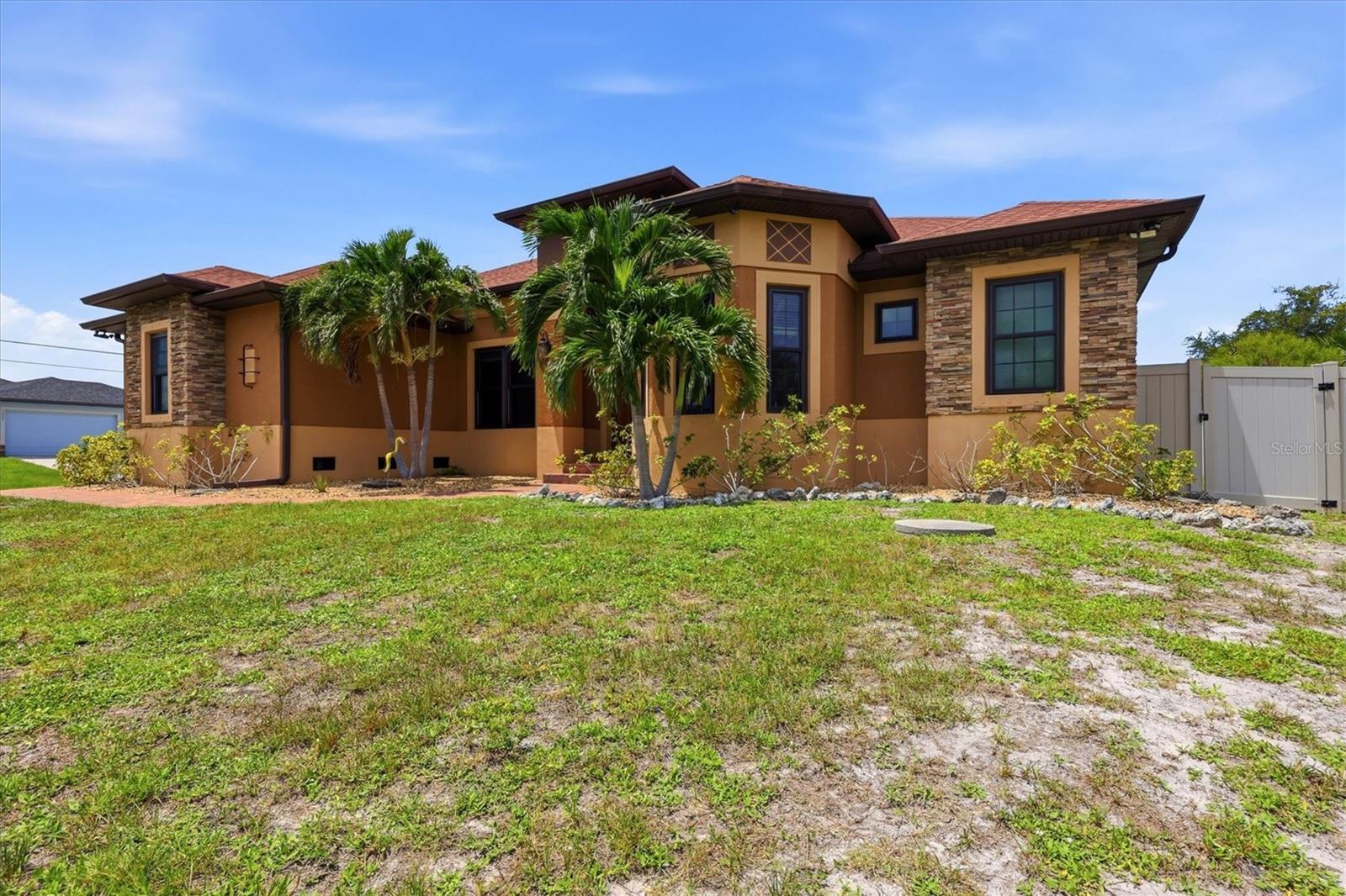 10385 Harlingen St, Port Charlotte, FL 33981 — photo 14 of 64