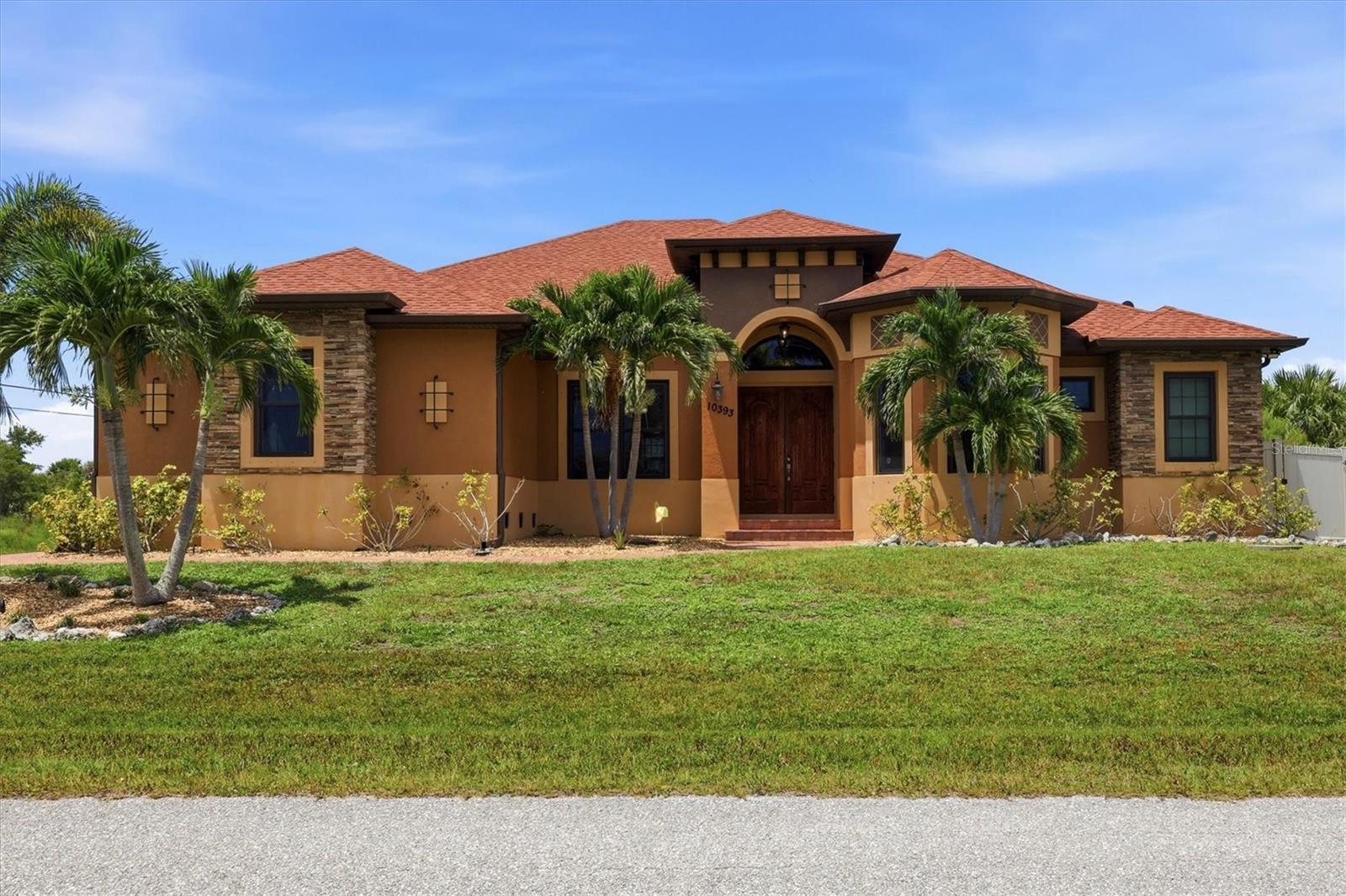 10385 Harlingen St, Port Charlotte, FL 33981 — photo 8 of 64