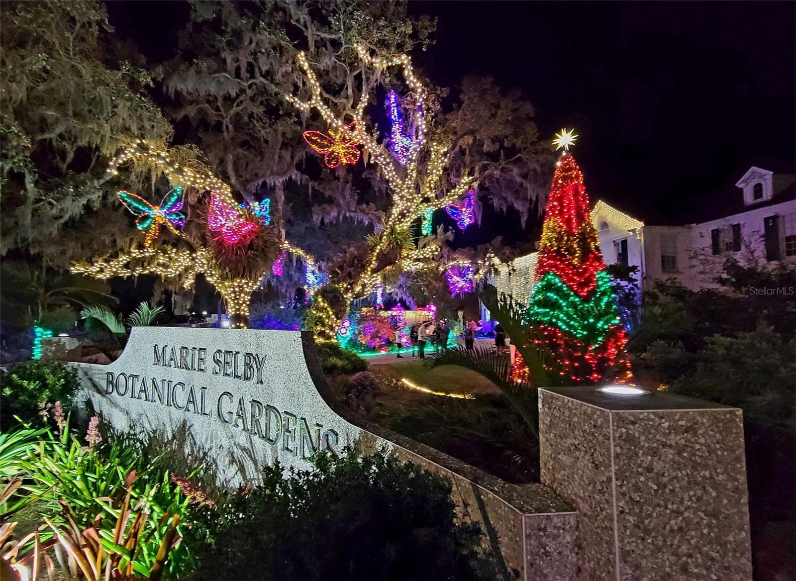 Adjacent to Selby Gardens.