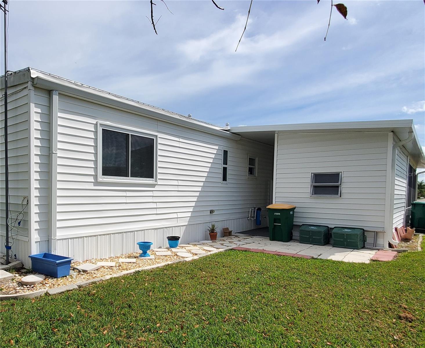 176 W Manatee Loop, Punta Gorda, FL 33950 — photo 34 of 51