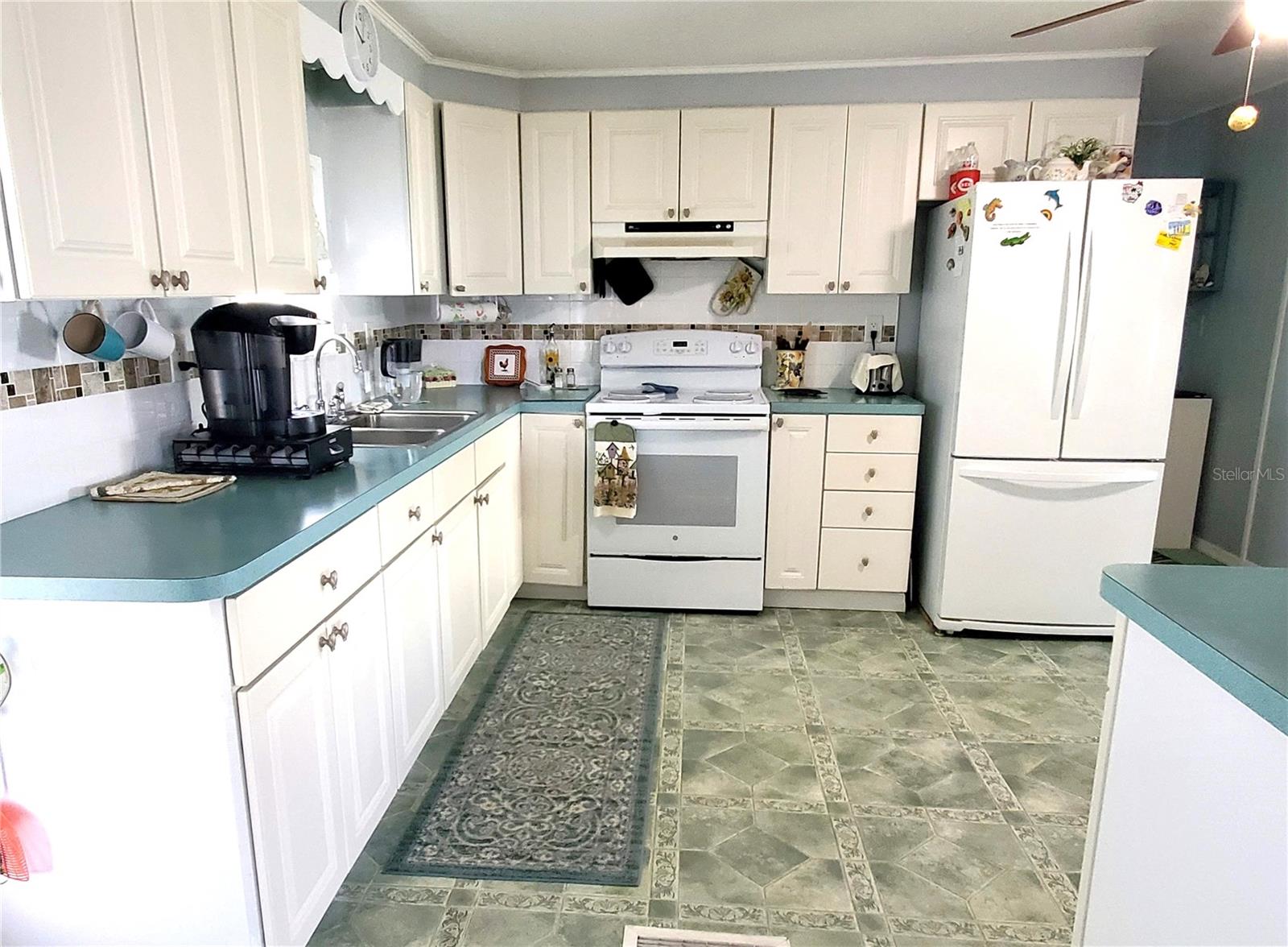 176 W Manatee Loop, Punta Gorda, FL 33950 — photo 5 of 51