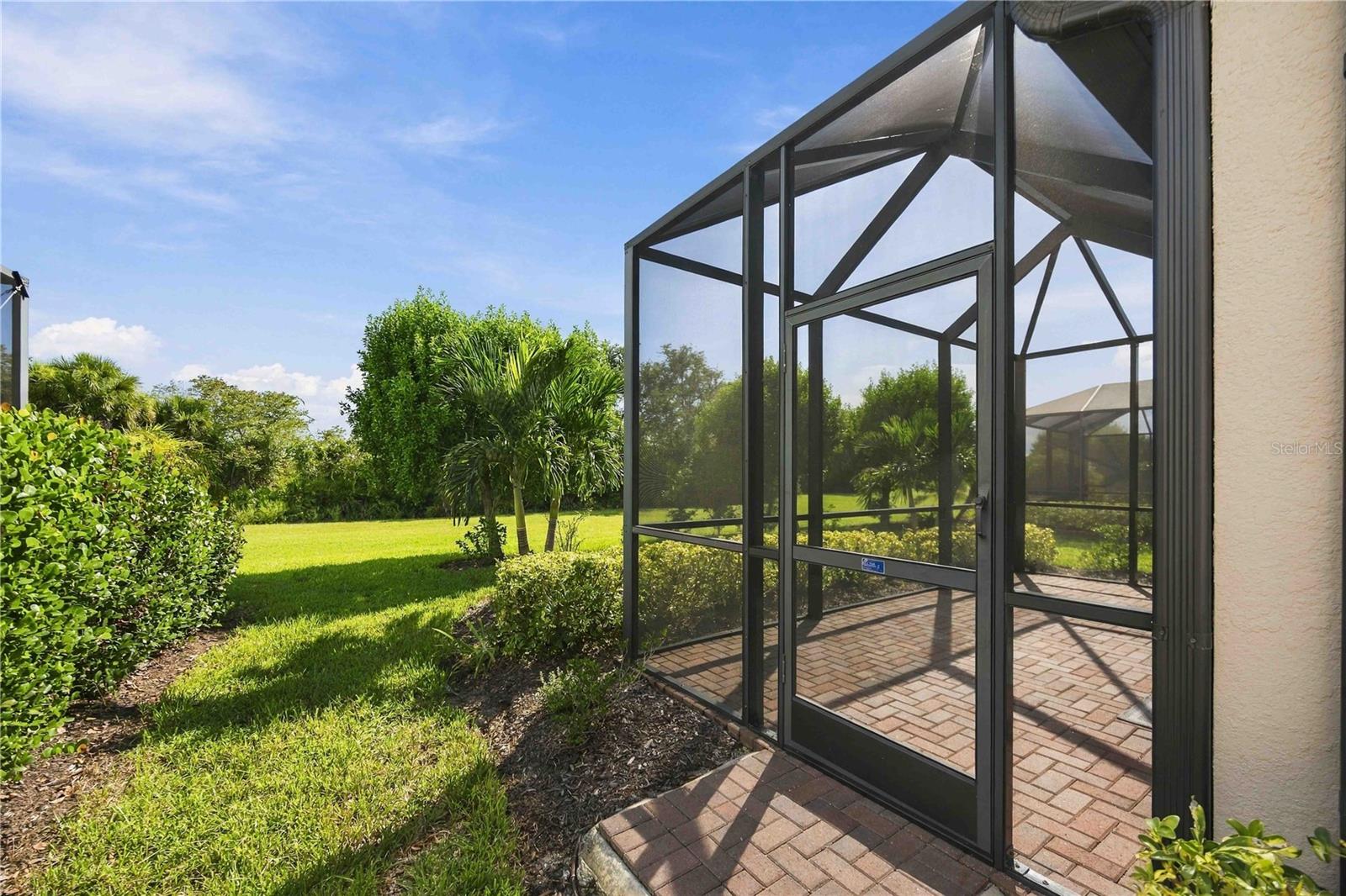 Heavy grid screen on the lanai